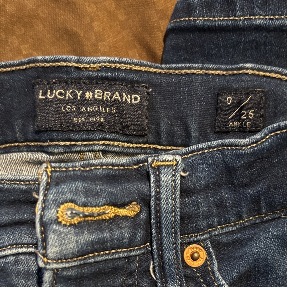 Lucky Brand Dark Blue Denim Jeans
